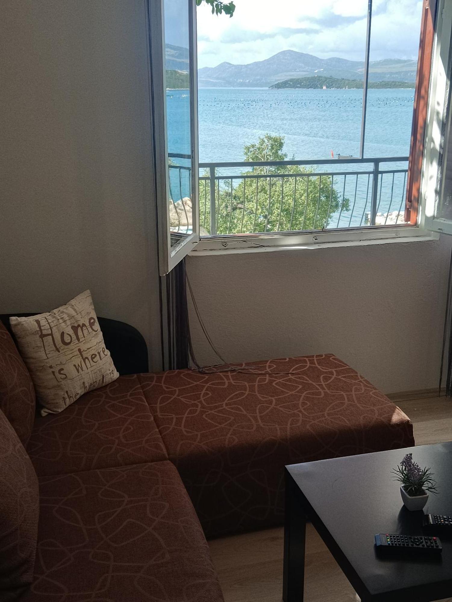Apartmani Vlahusic Putnikovic Exterior photo